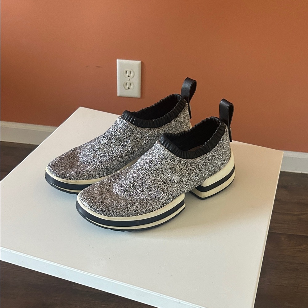 STUART WEITZMAN “THE SW-612” women’s silver sparkly sock inspired sneakers